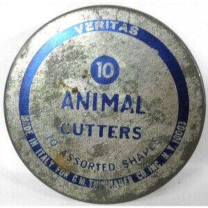 Vintage Veritas Figural Animal Shapes Metal Cookie Cutters and Tin Made in Italy